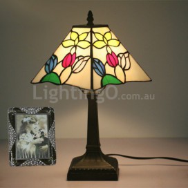 11 Inch American Stained Glass Rose Style Table Lamp