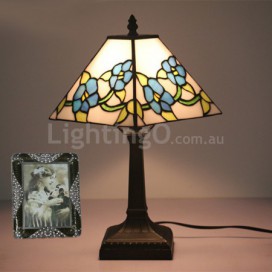 11 Inch American Stained Glass Rose Style Table Lamp