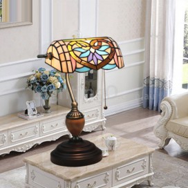 Mediterranean Stained Glass Table Lamp