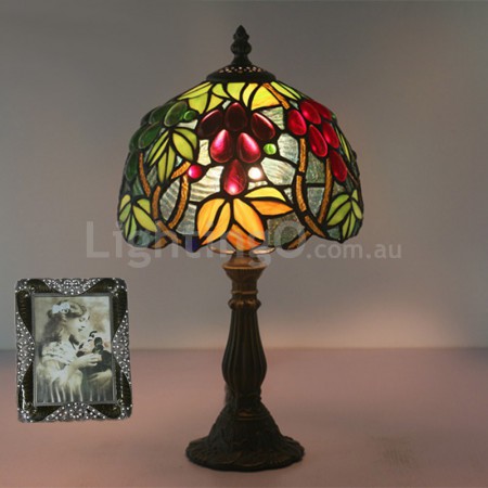 8 Inch European Stained Glass Grape Style Table Lamp