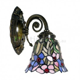 7 Inch Retro 1 Light Stained Glass Wall light