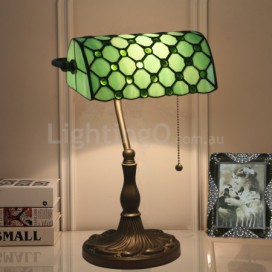 11 Inch European Stained Glass Table Lamp