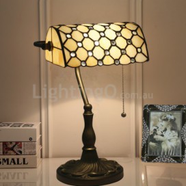 11 Inch European Stained Glass Table Lamp